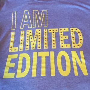 City streets T-shirt sz M